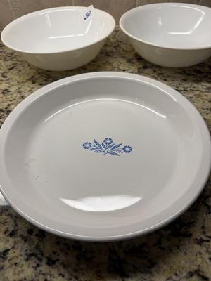 Cornflower blue pie plate & 2 white serving bowls