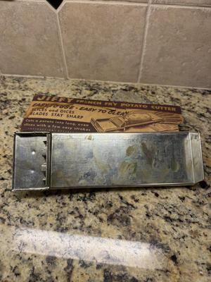Potato cutter