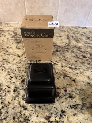 Pampered chef food holder