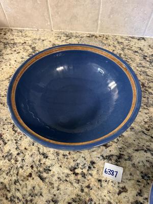 USA vintage pottery bean pot