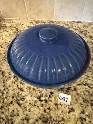USA vintage pottery bean pot