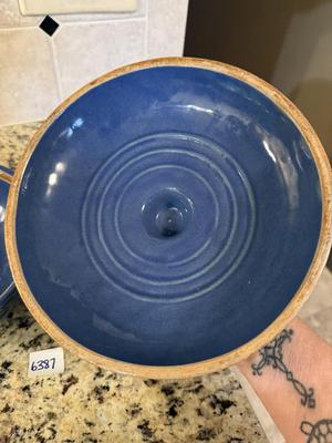 USA vintage pottery bean pot