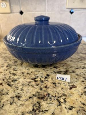 USA vintage pottery bean pot