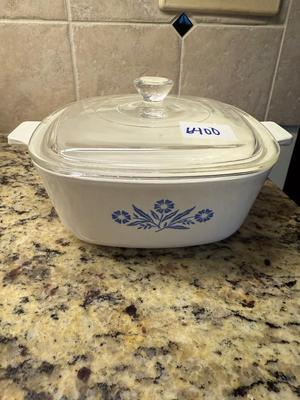 1 1/2 qt Corning ware dish with lid