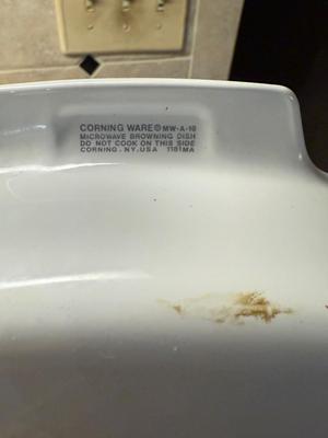 Corning ware casserole dish