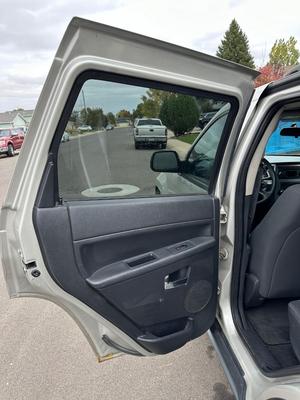 2009 JEEP GRAND CHEROKEE 4x4. “”MUST SEE”
