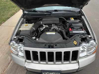 2009 JEEP GRAND CHEROKEE 4x4. “”MUST SEE”