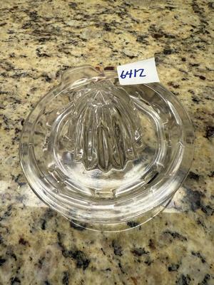 Clear glass juicer