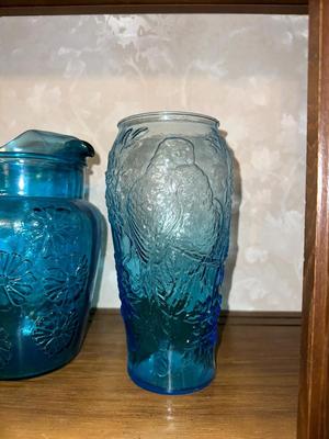 TIARA JOLLY MOUNTAINEER MAN WITH GLASS PITCHER & VASE