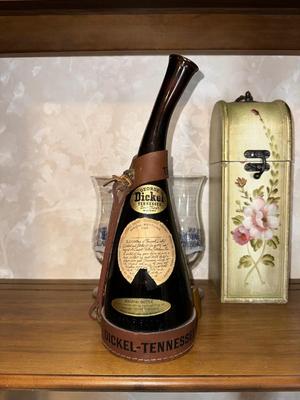 VARIETY OF BARWARE