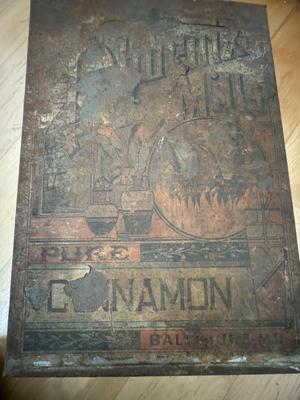 Vintage Baltimore Md. Spice Can and Black & Decker Oil Can