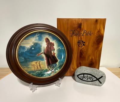 Jesus Plate, BIBLE/and box, Jesus Rock