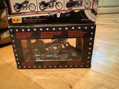 1997 Maisto Harley-Davidson Motorcycles 1:18 Mini Models