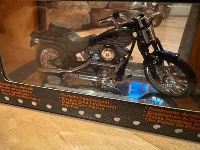 1997 Maisto Harley-Davidson Motorcycles 1:18 Mini Models