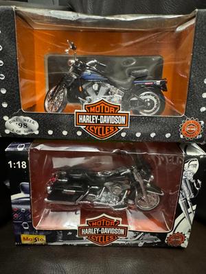 1997 Maisto Harley-Davidson Motorcycles 1:18 Mini Models