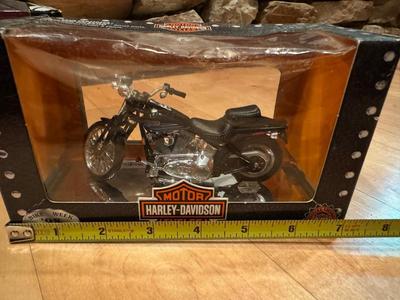 1997 Maisto Harley-Davidson Motorcycles 1:18 Mini Models