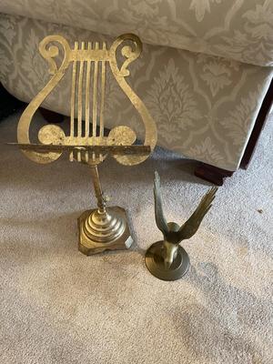 SOLID BRASS EAGLE & A SHEET MUSIC HOLDER