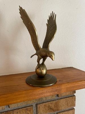 SOLID BRASS EAGLE & A SHEET MUSIC HOLDER