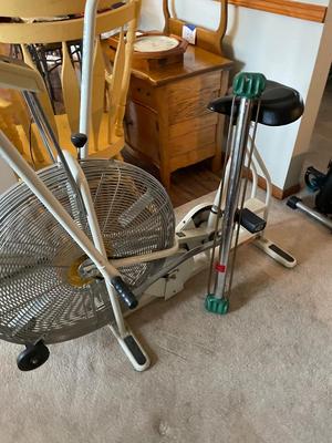 SCHWINN AIRDYNE STATIONARY EXERCISE BIKE