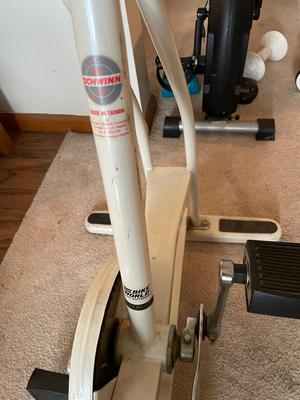 SCHWINN AIRDYNE STATIONARY EXERCISE BIKE