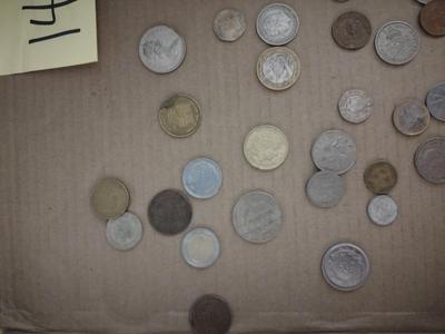 Sale Photo Thumbnail #30: Mixed coins