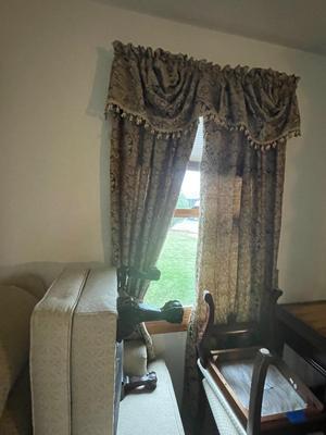 CURTAIN PANELS WITH VALANCES