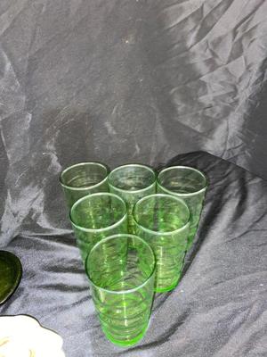 INDIANA GREEN GRAPE VASE, RETRO DRINKING GLASSES AND MORE