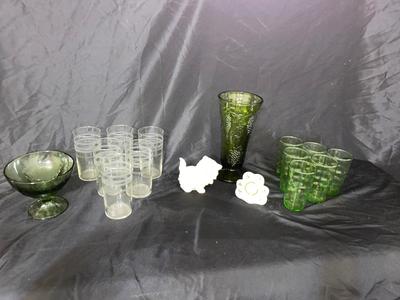 INDIANA GREEN GRAPE VASE, RETRO DRINKING GLASSES AND MORE