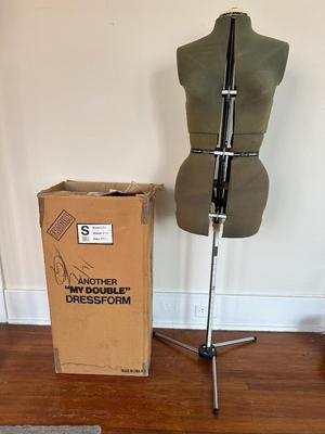 DRITZ “My Double” Dress Form