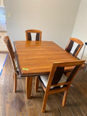 Solid Wood Dinning Table with 4 Chairs