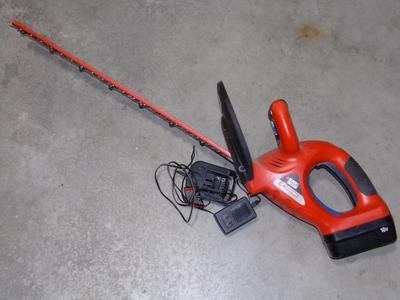 Hedge trimmer