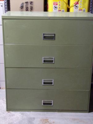 Storage cabinet/storage space, metal