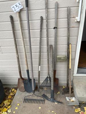 OUTDOOR LAWN TOOLS