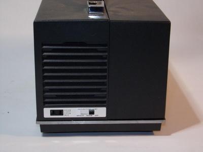 Vintage Kodak "Chevron 8" "model 1" 8mm home movie projector