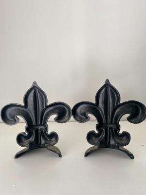 Cast Iron Vintage Fleur De Lis Book Ends