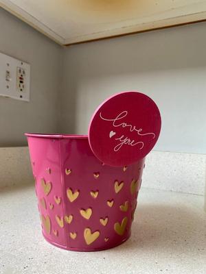 "Love You" Metal Potter