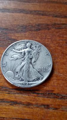 LOT 77 WALKING LIBERTY SILVER HALF DOLLAR