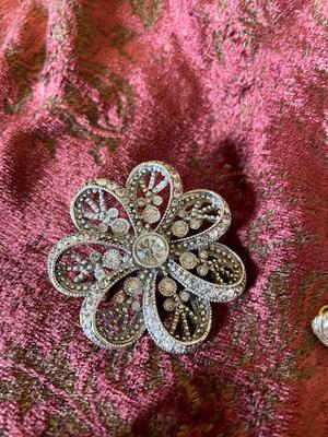 PENDANT AND CLIP ON EARRINGS