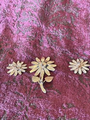 EARRINGS, AND PENDANTS