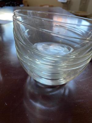VARIETY OF GLASS BOWLS