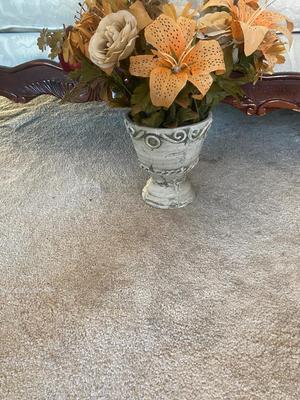 CANDLE HOLDER AND VASE