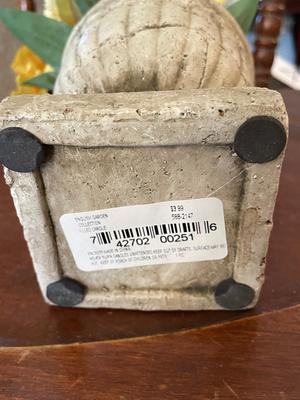 CANDLE HOLDER AND VASE