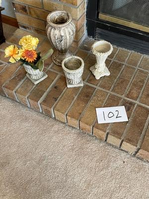 CANDLE HOLDER AND VASE