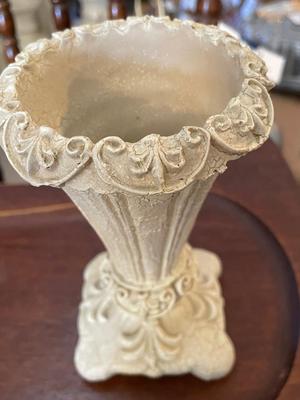 CANDLE HOLDER AND VASE