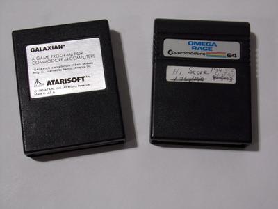 2 vintage collectible GAME CARTRIDGES