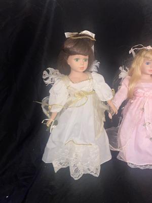PRETTY LITTLE ANGELS/PORCELAIN DOLLS