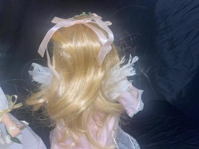 PRETTY LITTLE ANGELS/PORCELAIN DOLLS