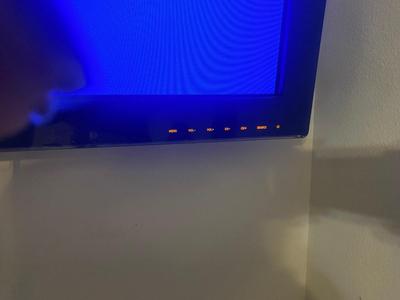 52” VIZIO FLAT SCREEN TELEVISION W/WALL MOUNT
