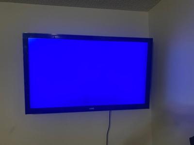 52” VIZIO FLAT SCREEN TELEVISION W/WALL MOUNT