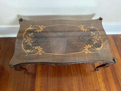 Victorian Coffee Table w/ Glass Top